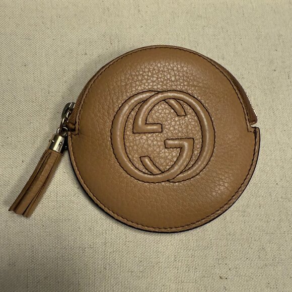 Gucci Soho Interlocking Round Patent Leather Coin Purse - Picture 2 of 7
